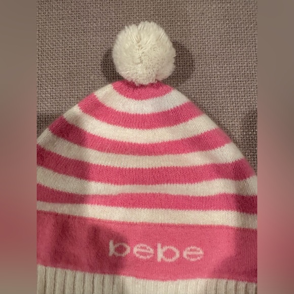 Bebe - Picture 8 of 10